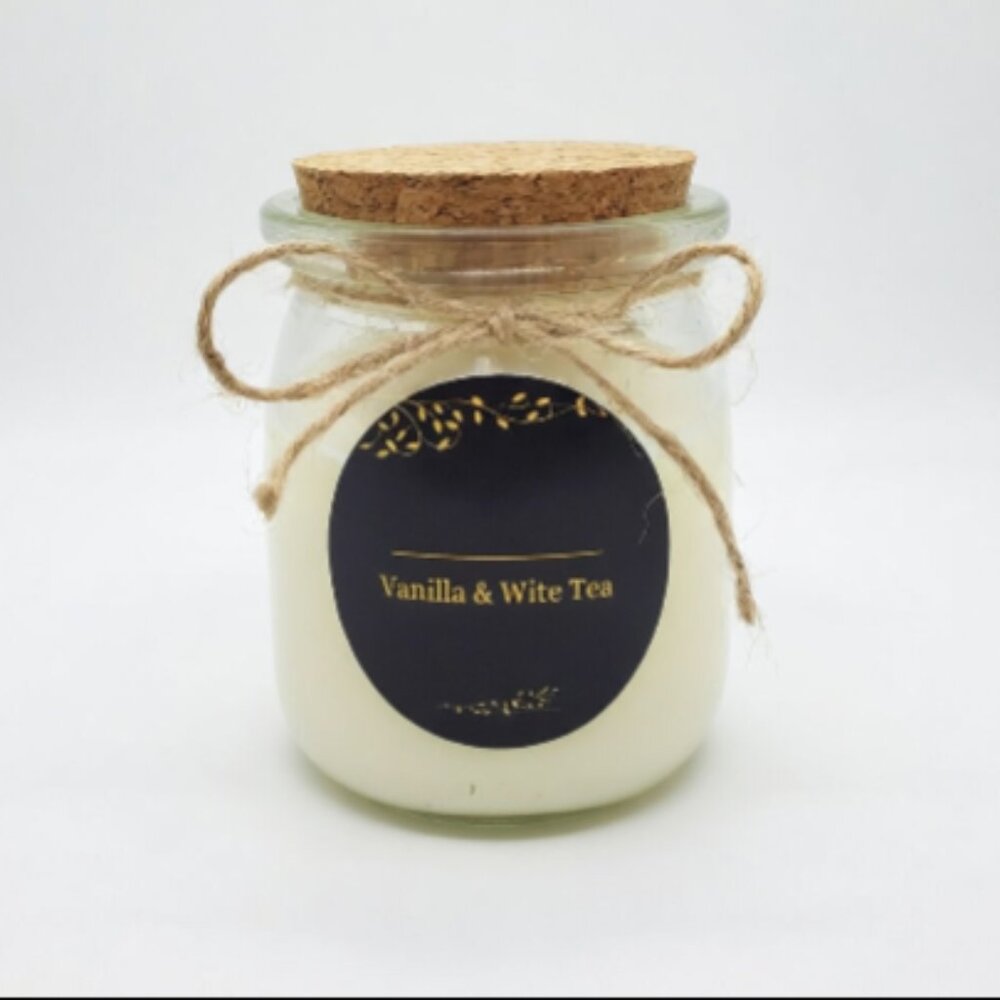 Vanilla & White Tea Luxury Candle | Hand-Poured | Minimalist Aesthetic | Gift Re